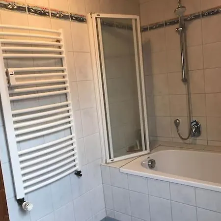Koesters Huus - Schoene Mit Balkon Apartment Beverstedt
