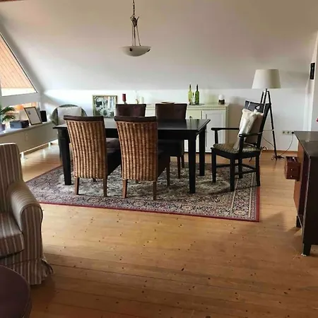 Koesters Huus - Schoene Mit Balkon شقة Beverstedt
